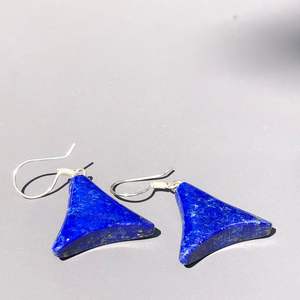 Boucles d'oreilles tendance avec pierre naturelle de lapis-lazuli en acier inoxydable et argent pour mariage ou cadeau - Product Image 3