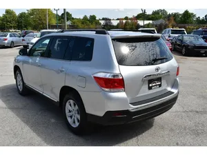 2013 Toyota Highlander SE - Product Image 3