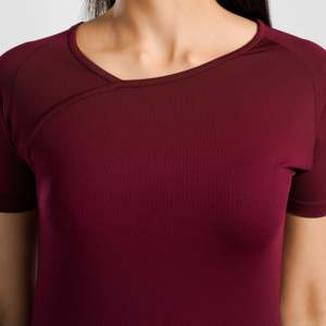 เสื้อยืดมารูน คอร์ท สวิฟท์ ฟิตเนส อาร์แพร์แวร์ - Product Image 5