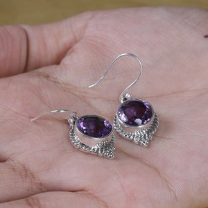 Excelente genuino púrpura amatista redondo Checker Cut bisel ajuste diseño bahameño sólido 925 plata esterlina colgante pendiente - Product Image 2