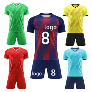 Maillots de football personnalisés 2026 Nouvelle saison 100% polyester anti-humidité respirant séchage rapide Nom et logo d'équipe personnalisés Service OEM - Product Image 1