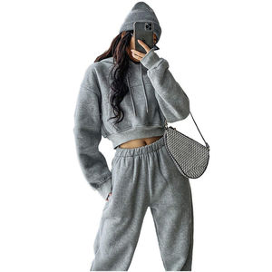 Survêtement Offre Spéciale personnalisé pour femmes à vendre en ligne Vêtements de mode décontractés Survêtement court Sweat à capuche - Product Image 5