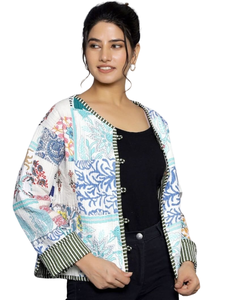 Chaqueta de retales de Sari de seda acolchada hecha a mano, abrigo de invierno con capucha Unisex y cuello, abrigo corto de invierno, regalo de Navidad - Product Image 3