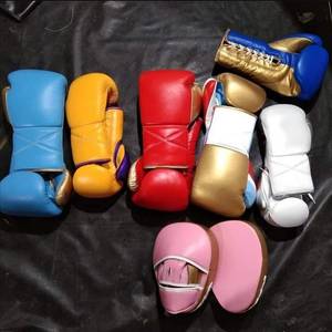 Mitaines de boxe personnalisées avec logo imprimé, cible en cuir incurvée, coussinets de frappe, mitaines de boxe - Product Image 4