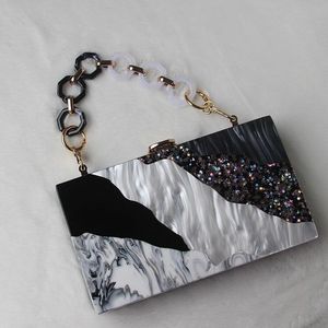 2024 แฟชั่นสุภาพสตรีEpoxyเรซิ่นกระเป๋าPartyกล่องไหล่พรหมเจ้าสาวCrossbodyกระเป๋าถือชุดราตรีC Lutchesที่สวยงามจับ