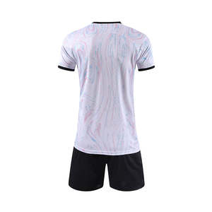 2024 Ensemble de maillots de football en polyester avec sublimation de logo personnalisé T-shirt d'uniforme de football à séchage rapide pour enfants adultes Nom de l'équipe vierge - Product Image 3