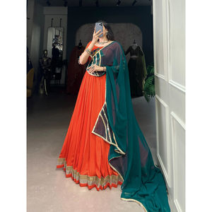 Élégant Chanderi Silk Bollywood Lehenga Choli pour les femmes pour la fête d'été et d'hiver en vrac par FashionHarbour - Product Image 3
