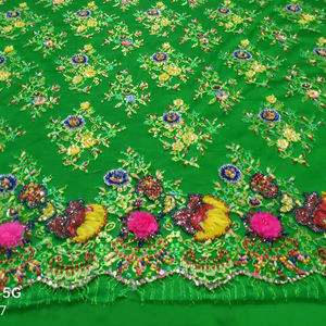 Dentelle brodée à la main - Product Image 1