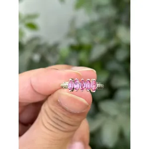 Anillo de Plata 925 con Zafiro Natural, Ajustable, Joyería Fina con Encanto y Piedra Preciosa, Regalo para Ocasiones Especiales, Anillo con Forma de Número y Animal - Product Image 1