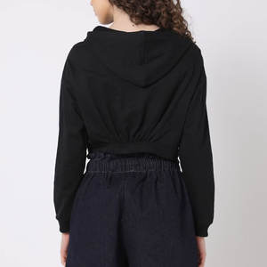 Hoodie court pour femme de qualité supérieure, avec logo frontal, en molleton 100 % coton de poids moyen, tenue décontractée tendance pour l'hiver - Product Image 3