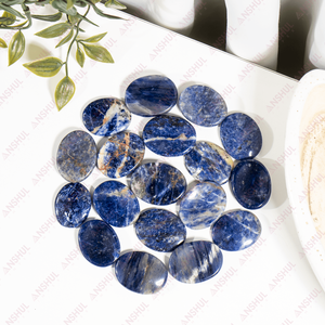 Piedra de Sodalita Ovalada de Color Azul Premium, Estilo Europeo, Bellamente Pulida, Piedra de Bolsillo para Meditación - Product Image 1