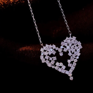 18K Or Blanc 0.70ct Diamant Naturel Pendentif en Forme de Coeur avec Chaîne Élégant Délicat Dainty Bijoux Cadeau Pierre Principale Moissanite - Product Image 1