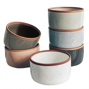 Mora – Lot de 6 ramequins en céramique de 8 oz, résistants au four et au lave-vaisselle, antiadhésifs, pour pouding, crème brûlée, glace – Assortiment - Product Image 1