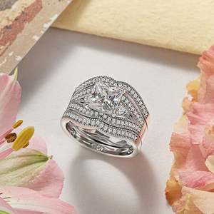 Juego de Anillos de Novia Jeulia Art Deco con Corte Princesa, 3 Piezas con Circonita - Product Image 3
