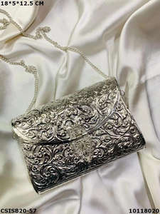 Bolso de mano de latón hecho a mano, bolso de mano para mujer, fiesta, novia, matrimonio, embragues, venta caliente en Dubai por LUXURY CRAFTS - Product Image 6