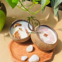 Bougie en cire de noix de coco parfumée à la noix de coco avec mèche en bois, décoration artisanale pour la maison, pour Noël, fabriquée au Vietnam / Huile essentielle de pin