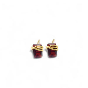 <b>Sterling</b> <b>Silver</b> Baguette Shape Garnet Gemstone Wire Wrap Studs <b>Earrings</b> for Wholesale - Product Image 4