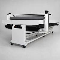 1.3*2.5M sans bulle chaud et froid laminateur à plat panneau de mousse Table Application Machine LF1325-B4