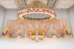 Indo Fijian Wedding Mandap At Sale <b>Big</b> Fat Indian Wedding Dual Pole Mandap Sublime Indian Wedding Decor Dual Pillar Mandap - Product Image 2
