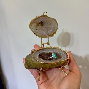 Handmade Agate <b>Geode</b> Jewelry Box With Gold Wire Frame Natural Stone <b>Crystal</b> Display Bowl For Home Decoration - Product Image 2
