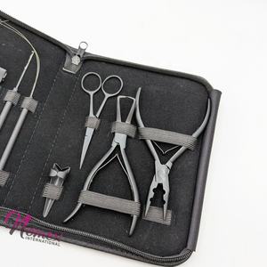 Kit d'outils capillaires en acier inoxydable très vendu pour étudiants, comprenant des pinces, un outil à boucles, des pinces à cheveux, des ciseaux, une bague de séparation - Pour - Product Image 4
