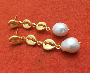 Boucles d'oreilles plaqué or avec pierres précieuses SKU5795 pour accessoire de mode - Product Image 1