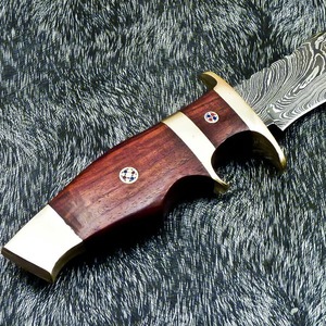 Couteau Bowie en acier damas fait main outils de chasse manche en bois couteau de Camping en plein air avec gaine en cuir - Product Image 3