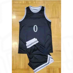 Short de basket-ball en polyester personnalisé 100% nouveau style uniforme d'été imprimé avec une caractéristique respirante fabriqué au Pakistan - Product Image 3