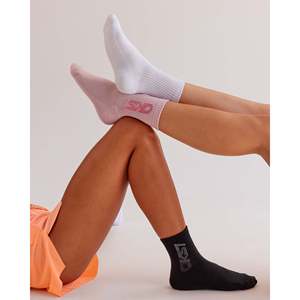 Calcetines Deportivos para Mujer, Paquete de 3 Pares - Product Image 1