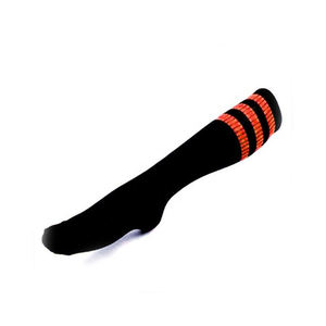 Chaussettes de sport unisexes pour jeunes, fabrication pakistanaise, vente en gros, couleurs personnalisées, logo sur le bas, respirantes, séchage rapide, coton et laine, numériques - Product Image 2