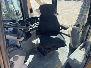 Caterpillar 420F IT Chargeur frontal Skid Steer Tracteur Vente sur les composants de base de la boîte de vitesses à roulement moteur - Product Image 5