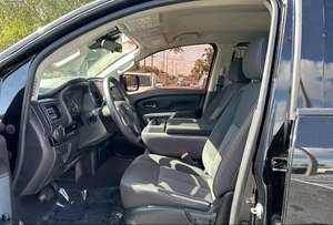 Nissan Titan SV 2015 - Product Image 4