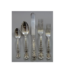 Couverts en métal de luxe en acier inoxydable parfaits pour améliorer l'esthétique de la table lors des fêtes de famille dîners occasions spéciales - Product Image 1