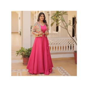 Lehenga choli entièrement cousu pour femme, occasion de fête de mariage et de festival d'Inde - Product Image 1