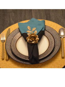 ห่วงใส่กระดาษเช็ดปากรูปกลีบกุหลาบสีทองสำหรับงานฉลองครบรอบการหมั้นการฉลองอาหารค่ำอันล้ำค่า - Product Image 2