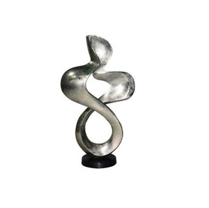 Sculpture en aluminium haut de gamme au design moderne, idéale pour les designers d'intérieur à la recherche d'ajouts décoratifs artistiques et élégants - Product Image 5