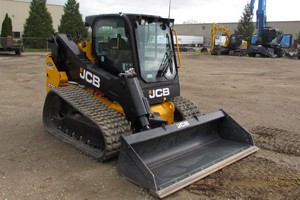 JCB Skid Steer Loader Forestry Mulcher Attachment Hydraulic Flail Mower <b>Brush</b> Cutter Kubota Diesel Farm Roadside <b>Vegetation</b> Land - Product Image 1
