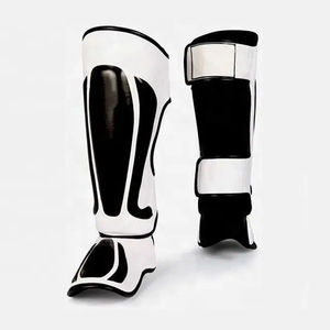 สนับแข้งหนังแท้พรีเมียมสั่งทำพิเศษ ขายดี คุณภาพสูง เป็นมิตรกับสิ่งแวดล้อม กันน้ำ พร้อมโลโก้สั่งทำ - Product Image 4