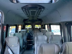 ชุดแต่งภายในรถยนต์ VKM PLASTIK ABS พลาสติกขึ้นรูปด้วยระบบสุญญากาศ รุ่น Sprinter พร้อมฝ้าเพดานหุ้มผ้าใยสังเคราะห์ ช่องระบายอากาศ  ความเข้ากันได้ 100% ขายดีอันดับต้นๆ - Product Image 2