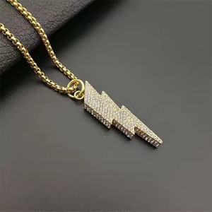 Dewisha เย็นออกแร็ปเปอร์สร้อยคอสร้อยคอแฟชั่นฮิปฮอปเพชรเพทายจี้ตัวอักษรกลมเงินชุบเครื่องประดับเพชร - Product Image 3