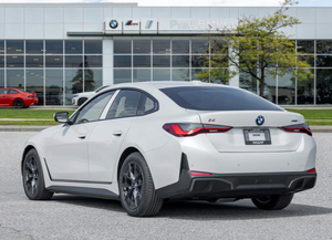 BMW i4 xDrive40 berline d'occasion en excellent état, modèle 2024 - Product Image 2