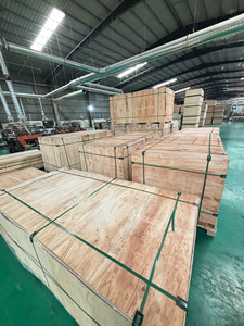 แผ่นไม้อัดหน้าฟิล์มสีดำใช้ซ้ำได้6-8ครั้งทำจากโรงงานในเวียดนาม - Product Image 6