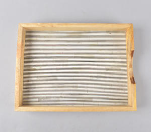 Plateau rectangulaire décoratif de luxe fait main en os incrusté, rose et blanc, avec motif géométrique complexe en treillis - Product Image 6