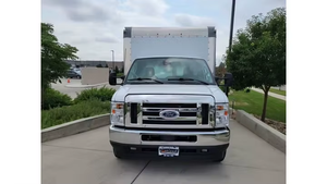 Ford E-Series Cutaway E-350 SRW 2024 Usado en Excelentes Condiciones - Product Image 1