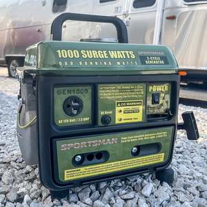 Générateur onduleur portable à onde sinusoïdale pure Sportsman GEN1000 1000W avec fonction de surtension - Product Image 1