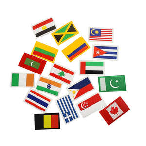 แผ่นแปะเล็กๆพร้อมแถบกาวสำหรับติดโลโก้หมวกออกแบบได้ตามที่ต้องการ - Product Image 1