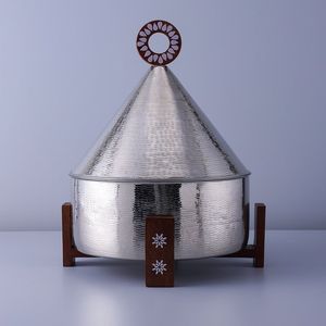 Casseroles au design martelé en acier inoxydable d'apparence de luxe avec support en bois Chauffe-plat décoratif du Moyen-Orient pour buffet marmite - Product Image 3