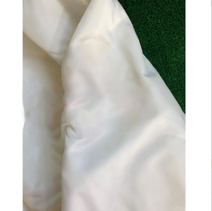 แจ็คเก็ตบอมเบอร์กันลมสไตล์เคป๊อป ผ้าทอเคลือบ พร้อมปกตั้งและโลโก้ด้านหน้า มีฮู้ด รุ่นแฟชั่นเกาหลีสำหรับผู้ชาย - Product Image 4