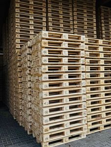Cheap Used and New Euro EPAL Double Faced 4-Way Blue Wood <b>Pallet</b> for Logistic Transport. - Product Image 2