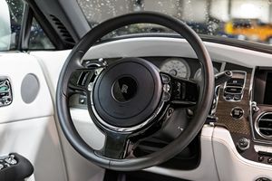 Rolls-Royce Wraith 2021 d'occasion, excellent état, prêt à être expédié - Product Image 2